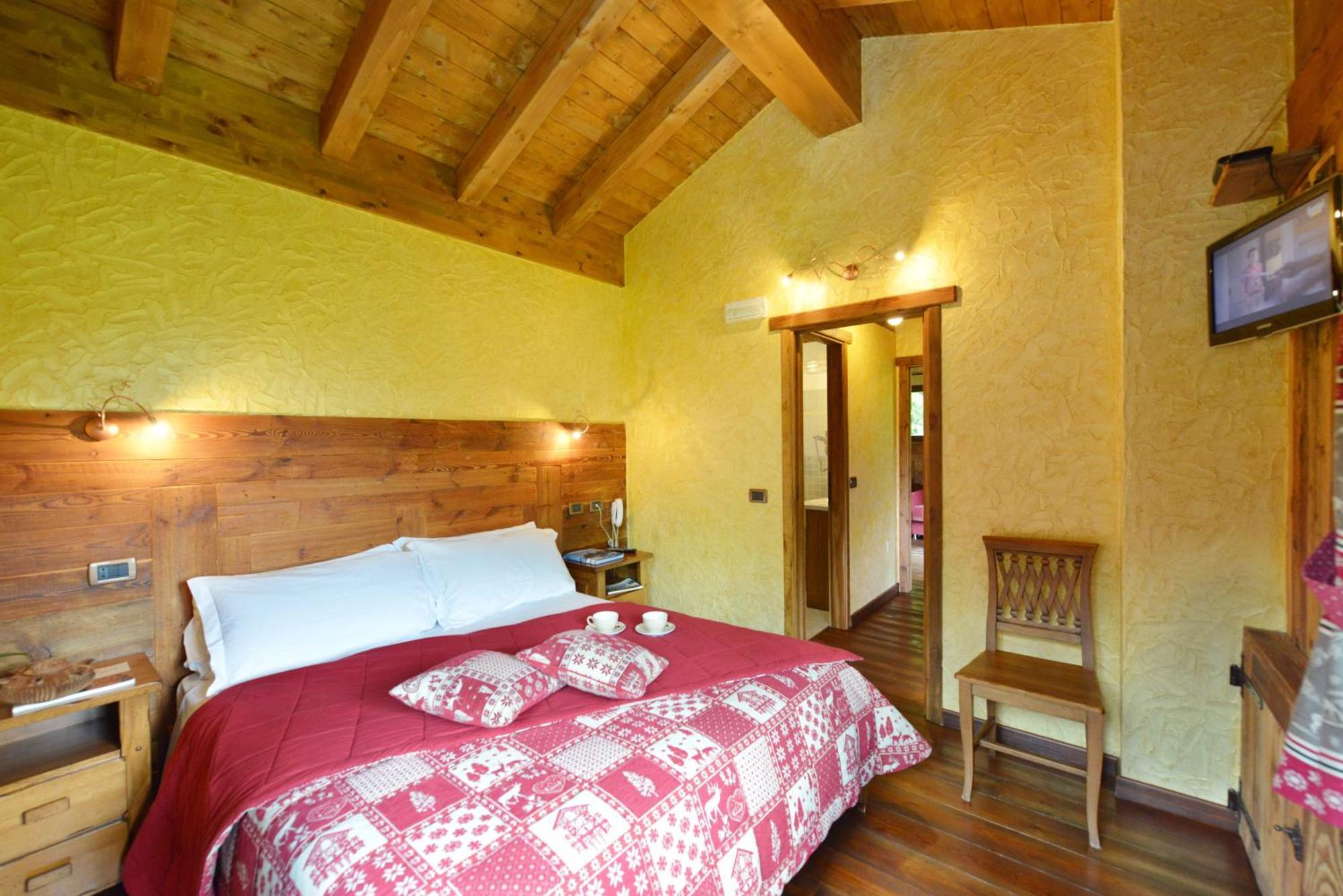 Hotel Le Petit Abri シャンポルク エクステリア 写真